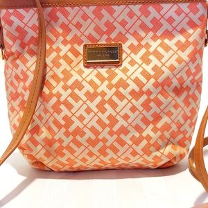 TOMMY HILFIGER CROSSBODY BAG